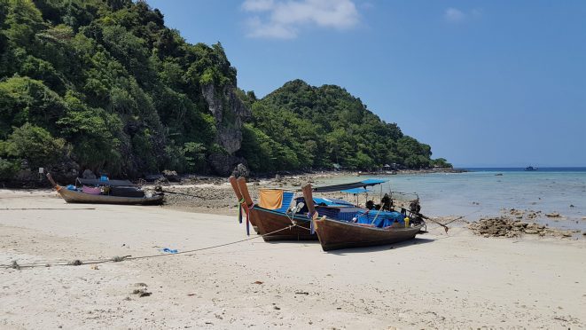 Loh Lana Bay